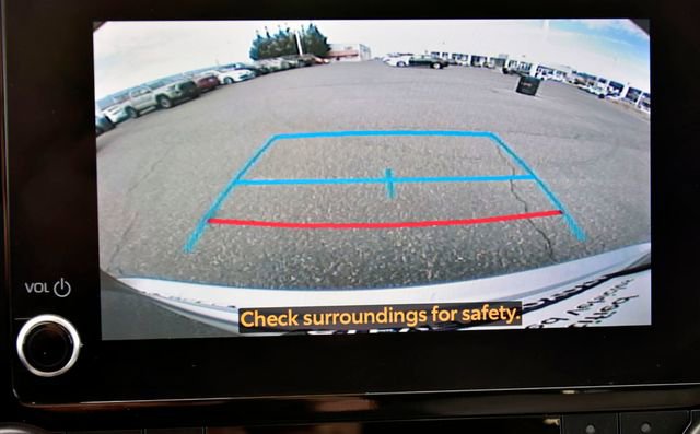 Certified 2024 Toyota Highlander XLE image 25