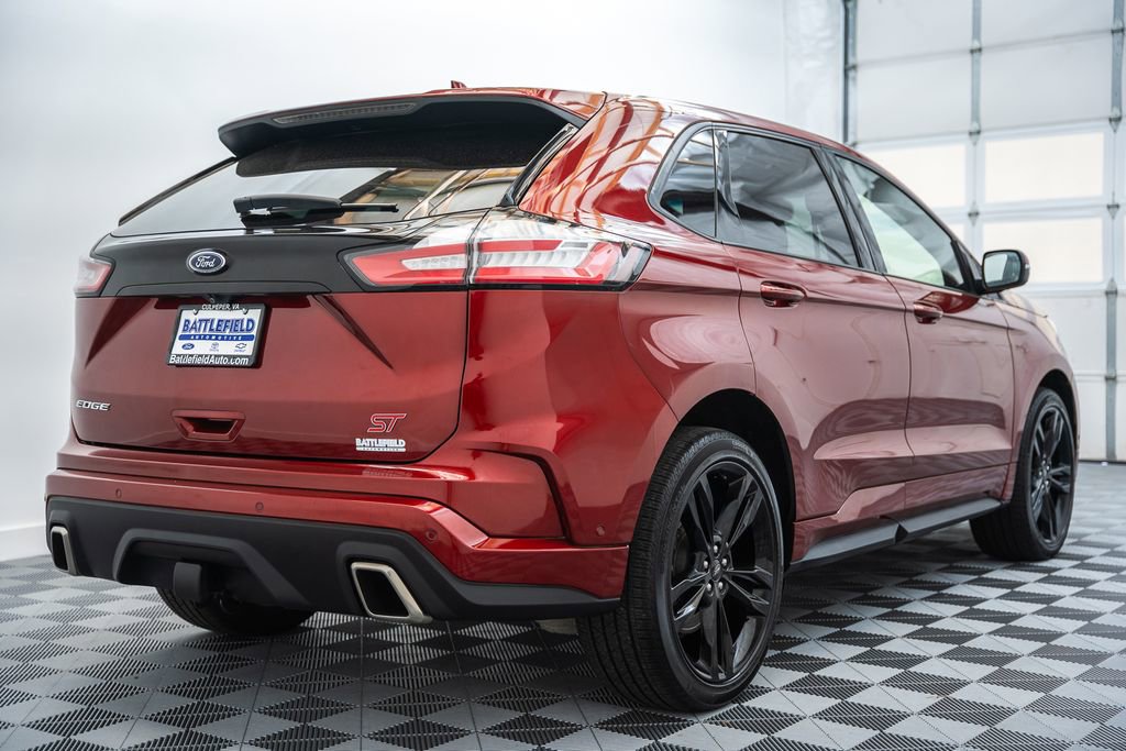 Used 2019 Ford Edge ST w/ Equipment Group 401A AWD/4WD image 5