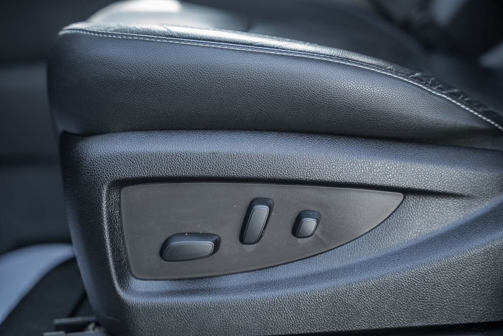 Used 2019 Chevrolet Silverado 3500 LTZ w/ Duramax Plus Package image 37