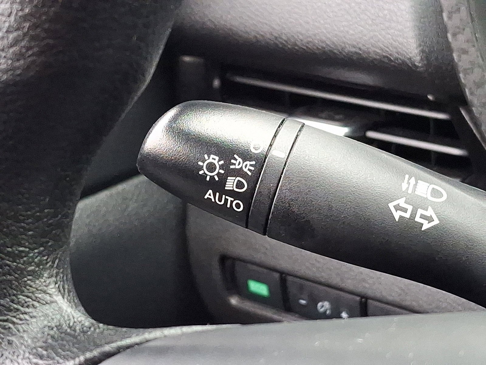 Certified 2024 Nissan Sentra SV FWD image 24