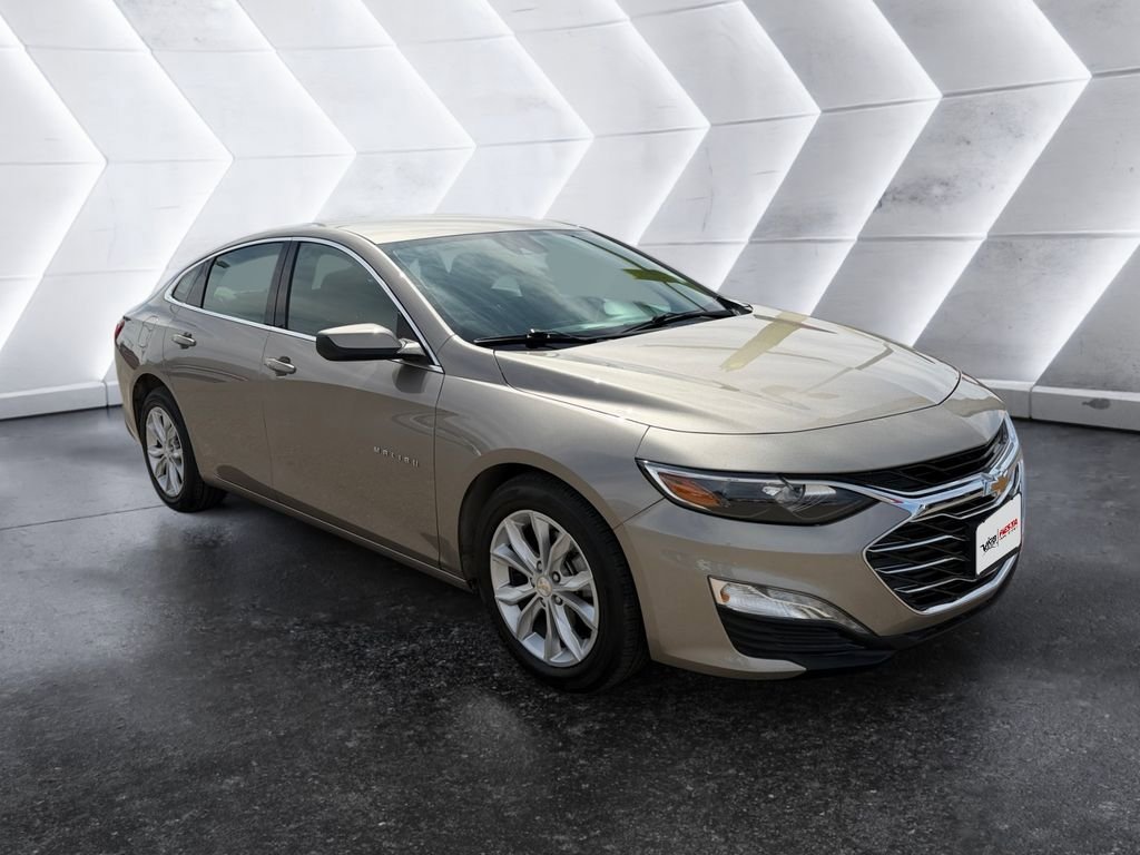 Used 2024 Chevrolet Malibu LT FWD image 1