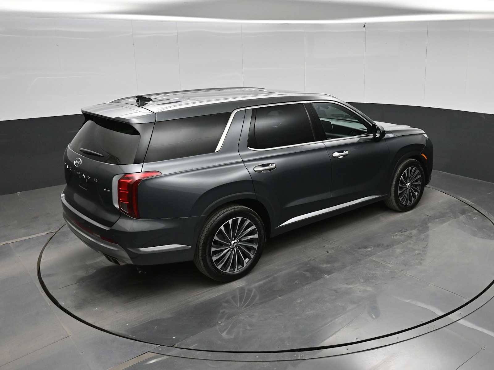 Used 2024 Hyundai Palisade Calligraphy AWD/4WD image 31