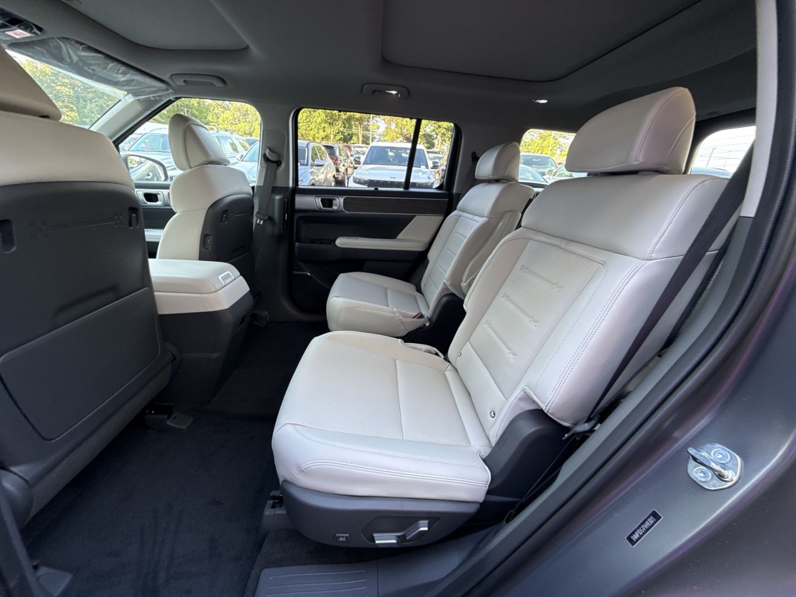 New 2027 Hyundai Santa Fe Limited AWD/4WD image 25