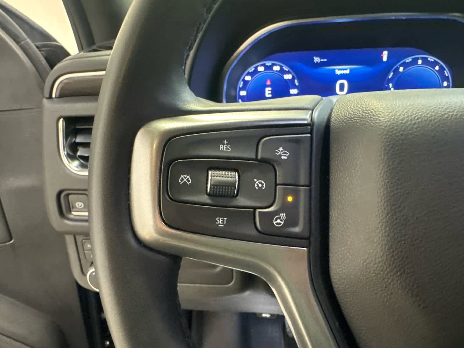 Used 2023 Chevrolet Tahoe LT w/ LT Signature Plus Package image 23