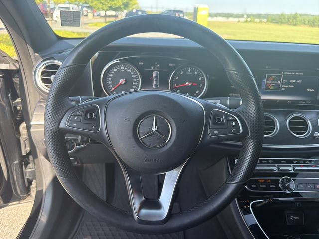 Used 2017 Mercedes-Benz E 300 4MATIC image 25