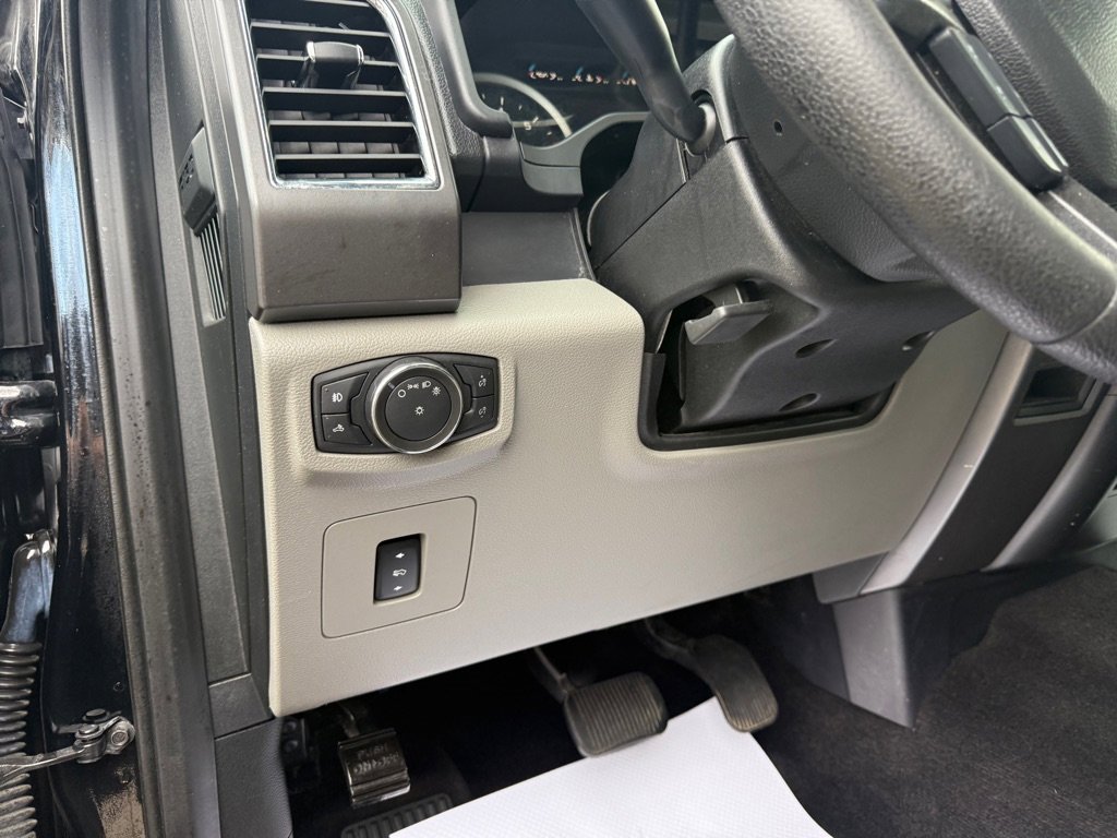 Used 2016 Ford F150 XLT w/ Equipment Group 301A Mid image 27