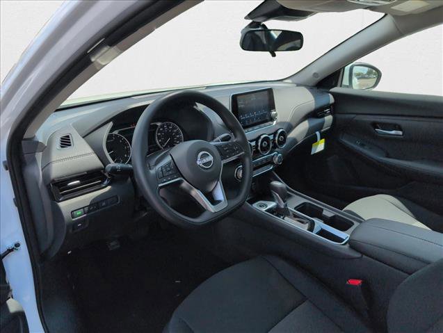 New 2025 Nissan Sentra SV w/ Lighting Package image 10