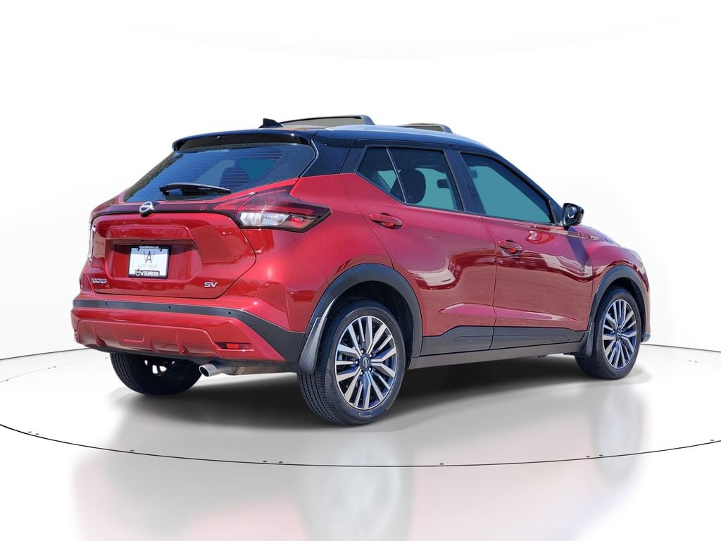 Used 2024 Nissan Kicks SV w/ Interior Electronics Package FWD image 4