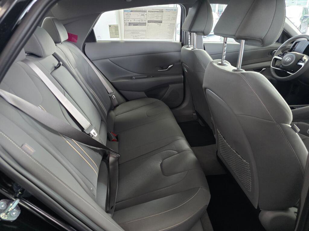 New 2026 Hyundai Elantra SEL Sport image 31