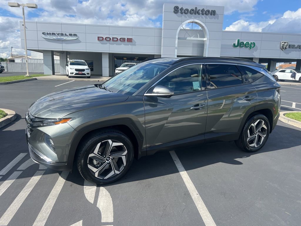 Used 2023 Hyundai Tucson Limited AWD/4WD image 3