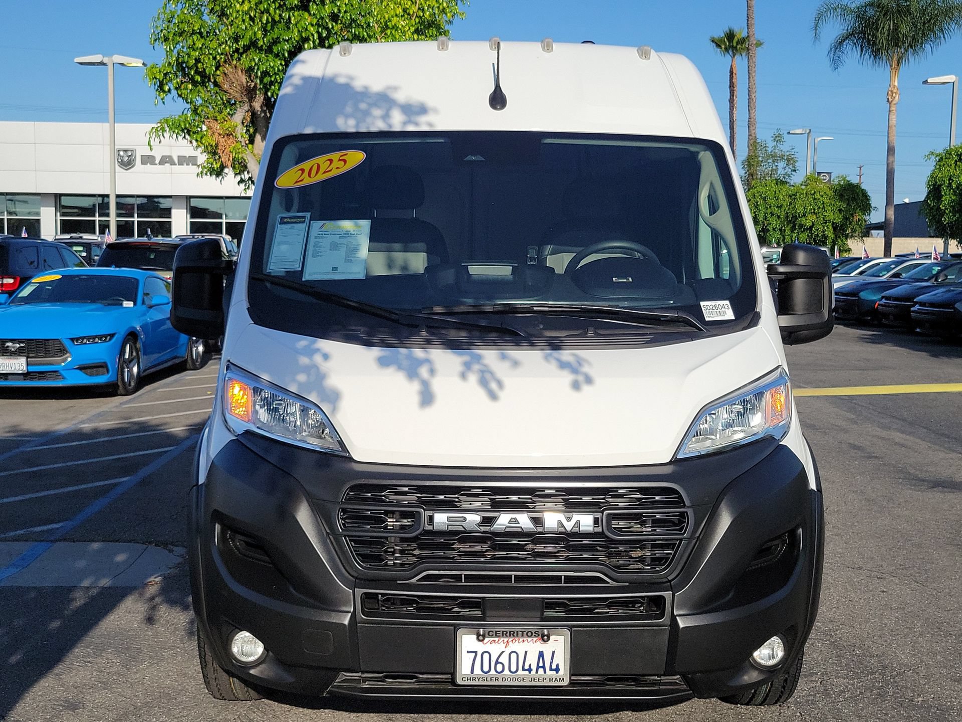 Used 2025 RAM ProMaster 3500 w/ Convenience Group FWD image 4