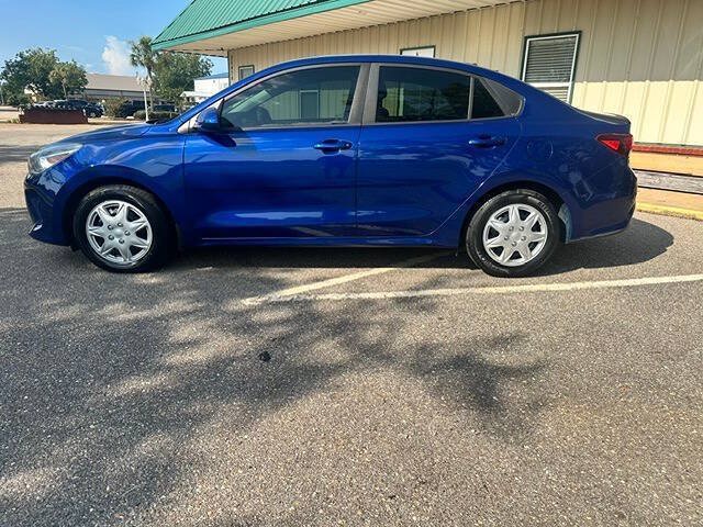 Used 2019 Kia Rio S FWD image 3