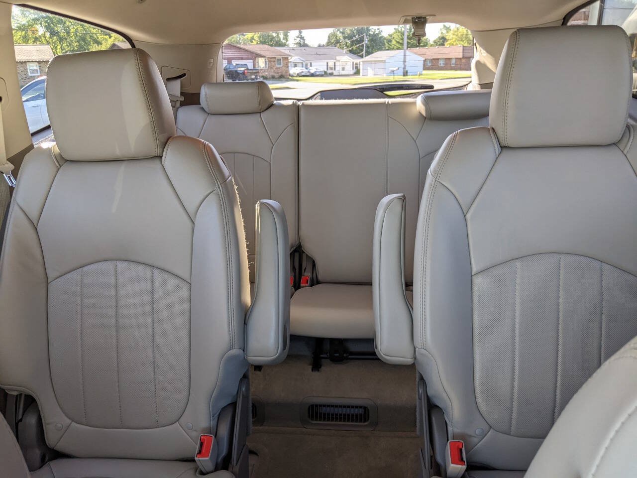 Used 2014 Chevrolet Traverse LTZ AWD/4WD image 20