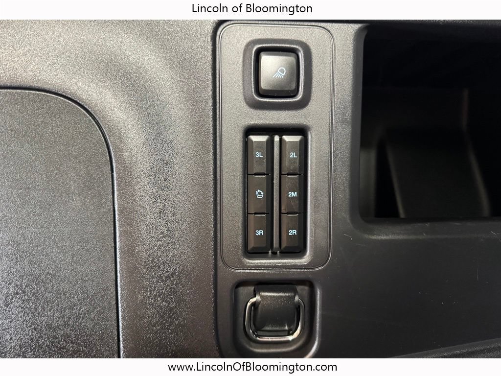 Used 2025 Ford Expedition Tremor AWD/4WD image 21