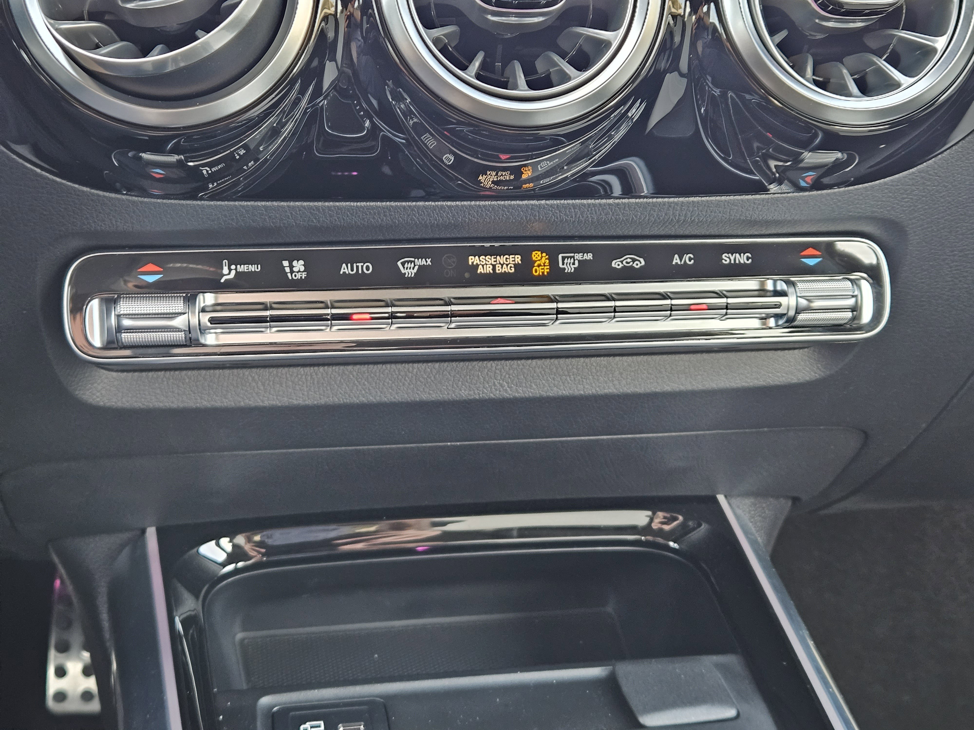 Certified 2022 Mercedes-Benz GLA 45 AMG 4MATIC image 20