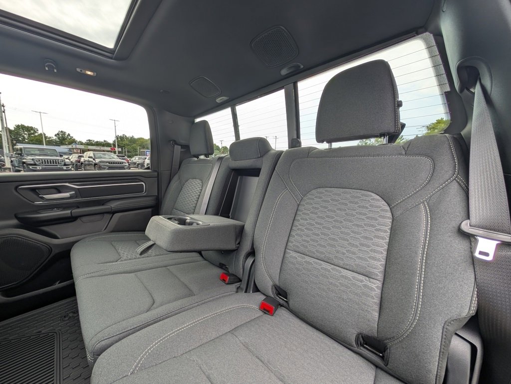 New 2026 RAM 1500 4x4 Crew Cab image 16