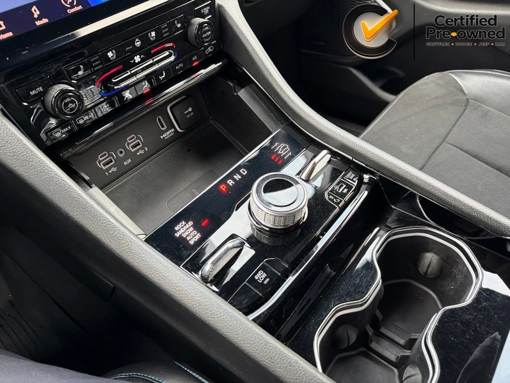 Certified 2022 Jeep Grand Cherokee Trailhawk w/ Advanced Protech Group II AWD/4WD image 84