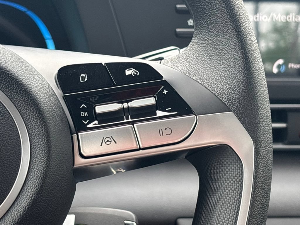 New 2026 Hyundai Elantra SE FWD image 16