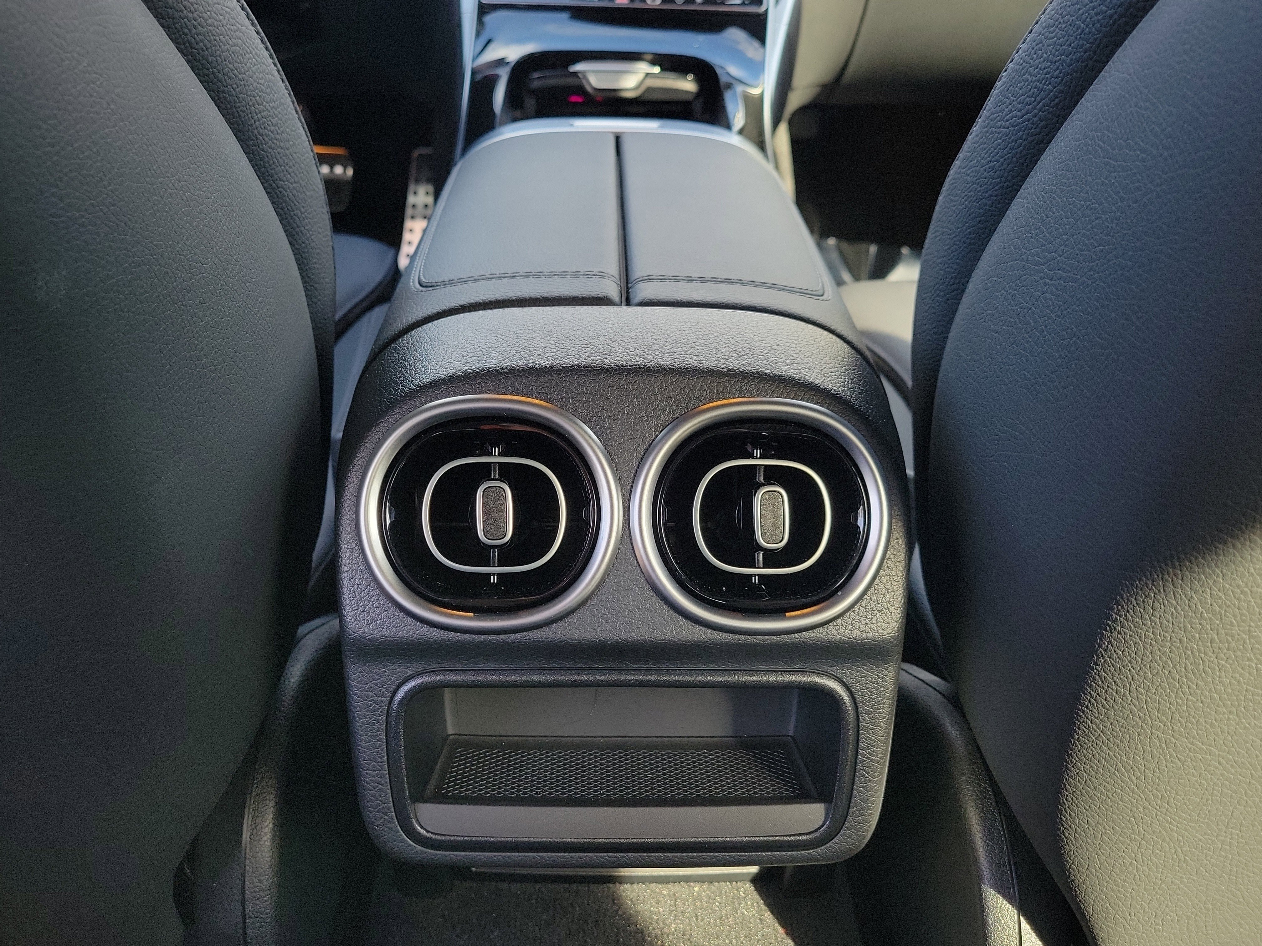 Certified 2025 Mercedes-Benz C 300 Sedan image 14