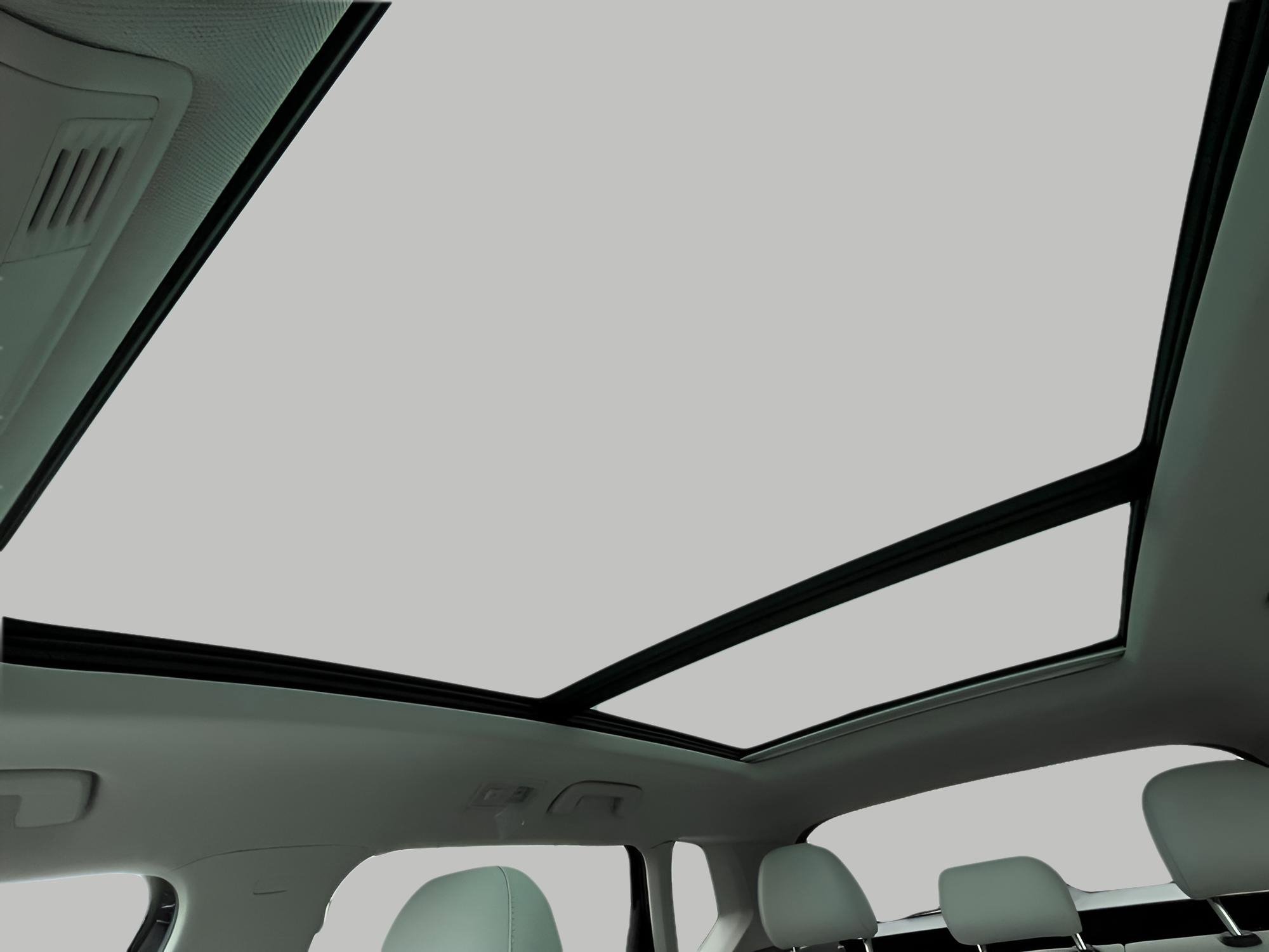 New 2025 Volkswagen Taos SE image 24