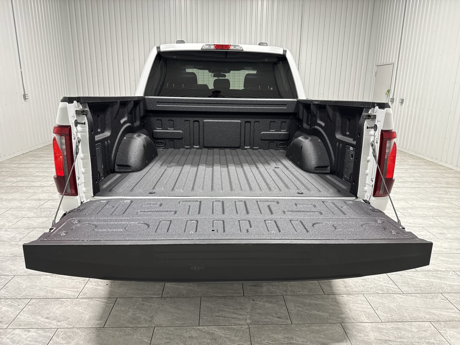 Used 2025 Ford F150 STX AWD/4WD image 27