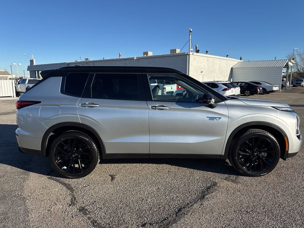 New 2025 Mitsubishi Outlander SEL Black Edition image 8