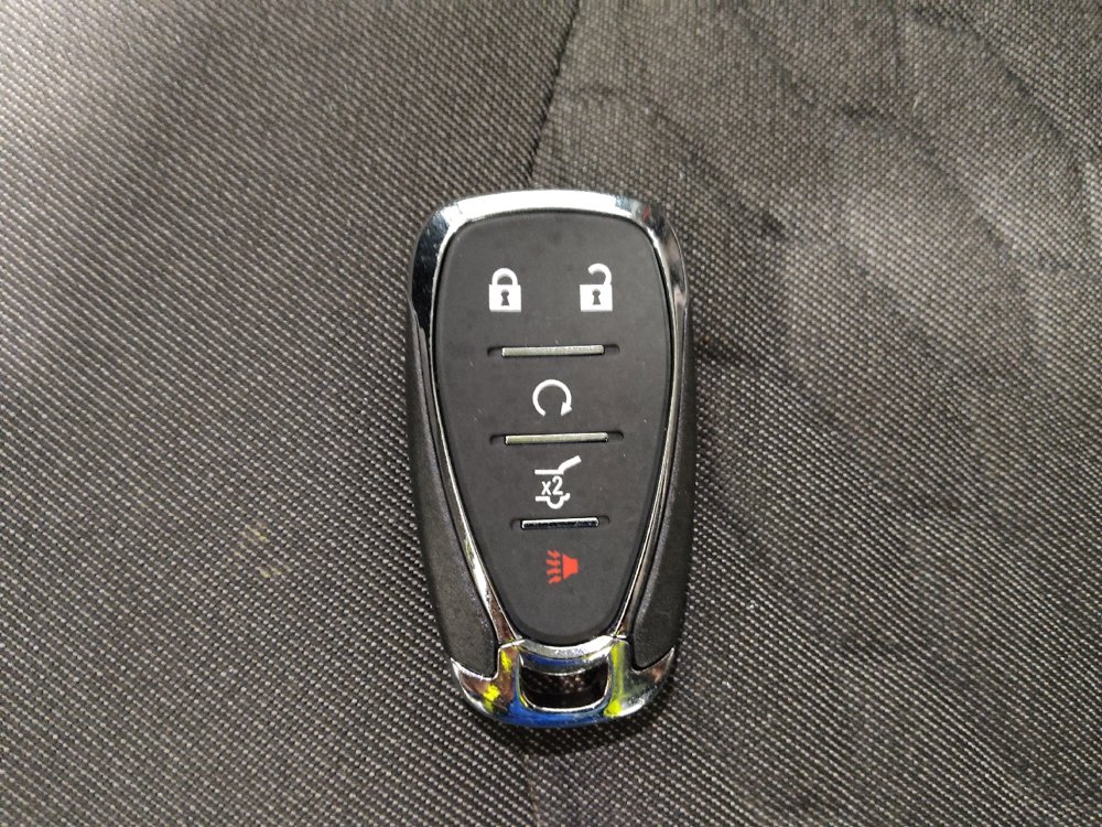 Used 2018 Chevrolet Equinox LT FWD image 32