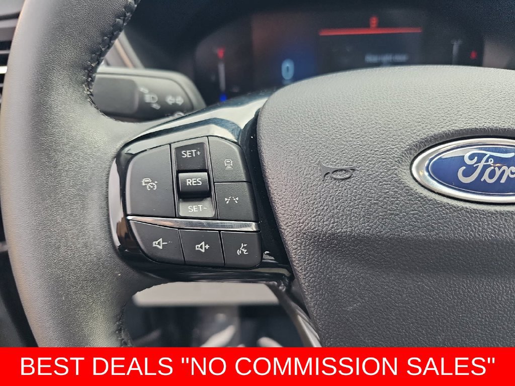 Used 2025 Ford Escape SE FWD image 17