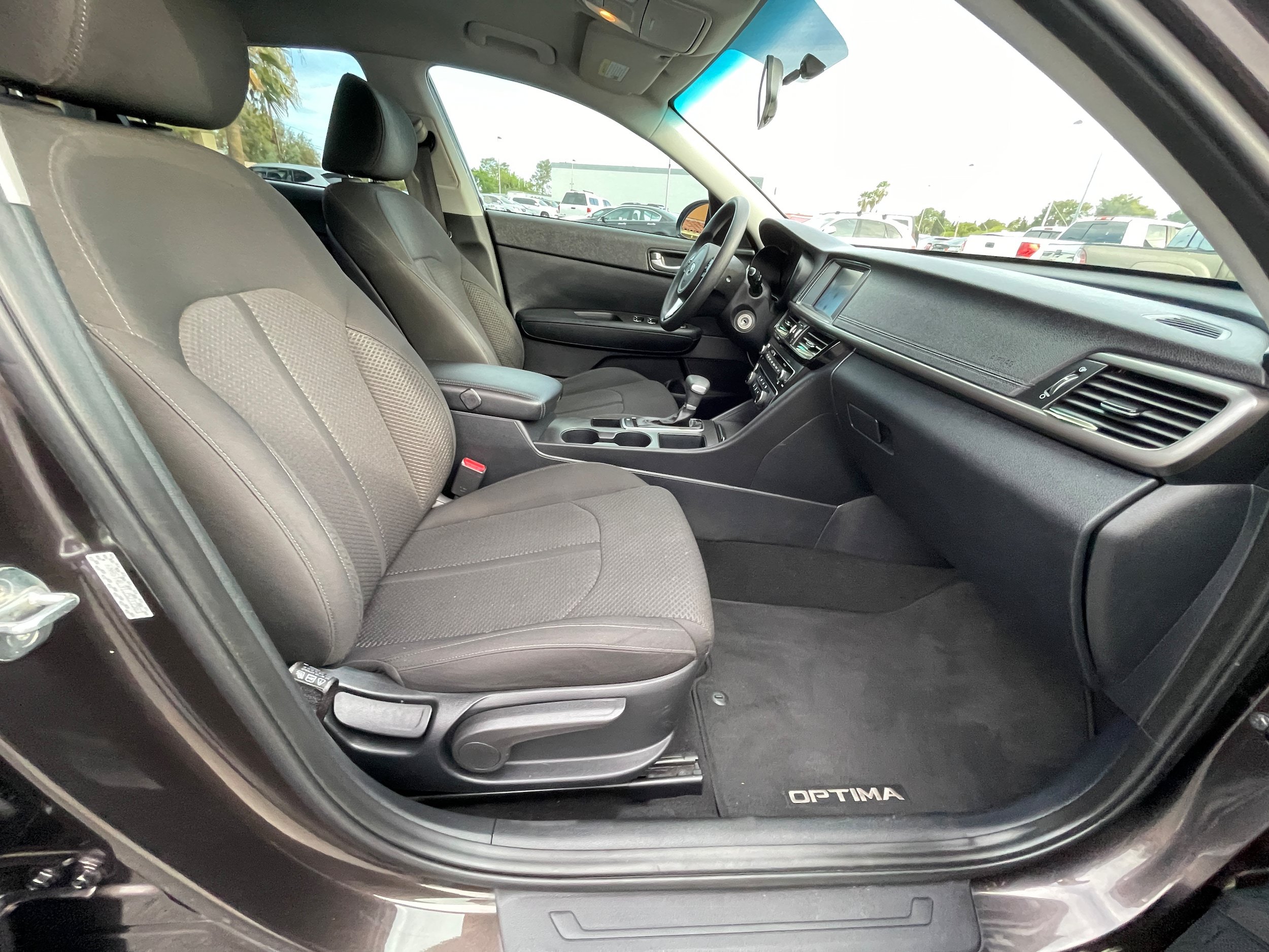 Used 2018 Kia Optima LX FWD image 25