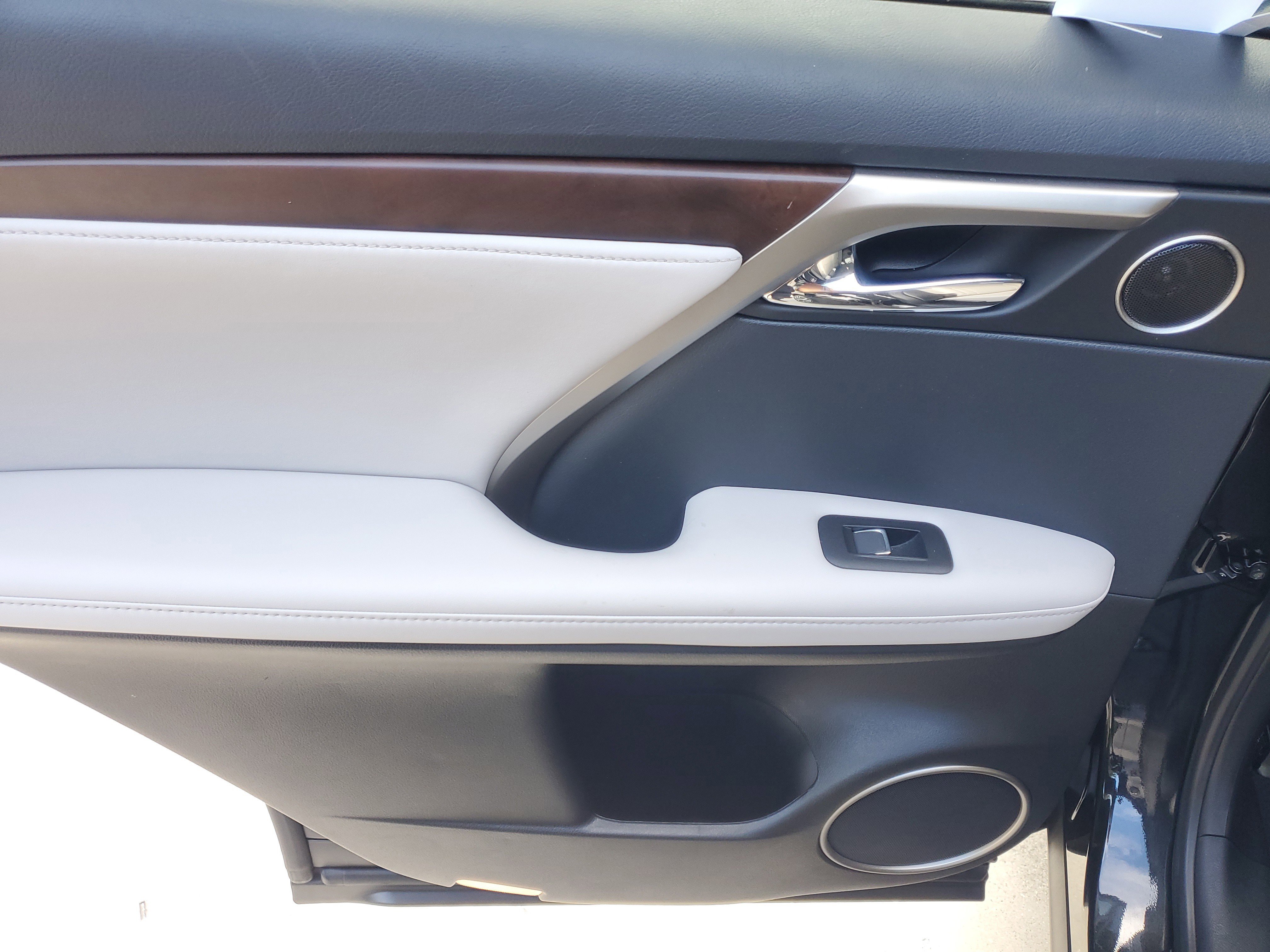 Certified 2022 Lexus RX 350 FWD w/ Premium Package image 16