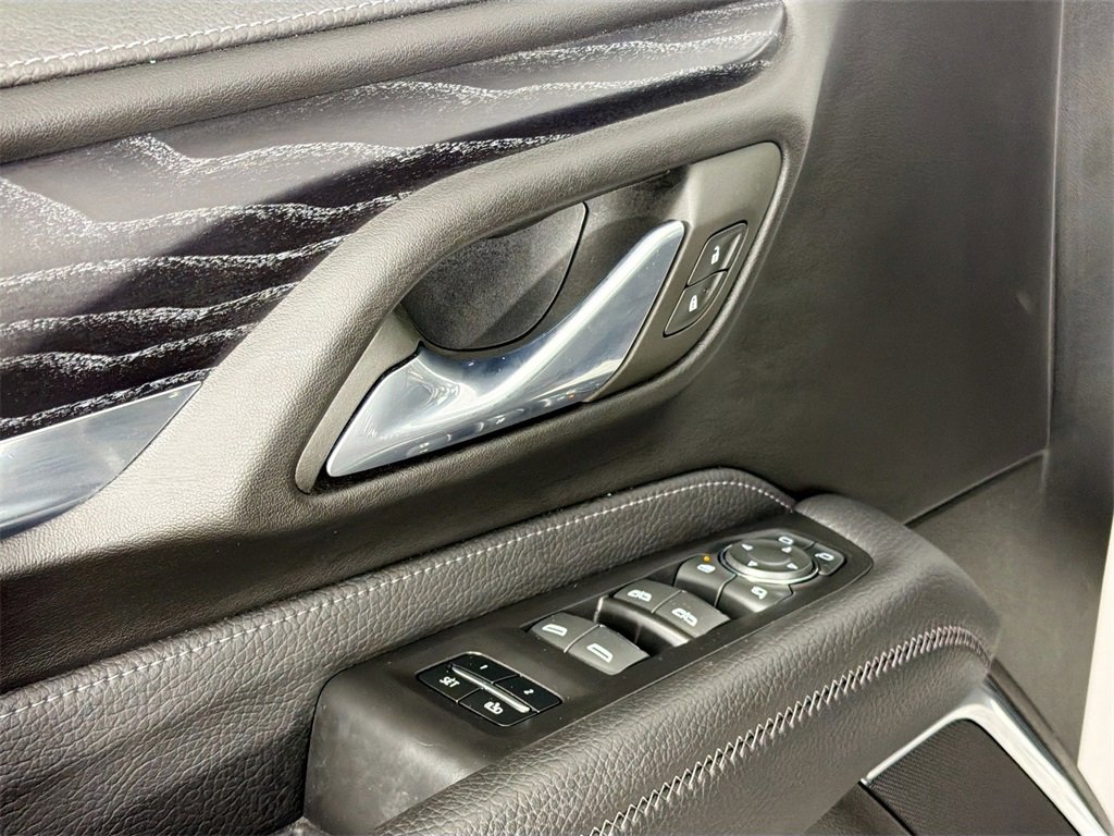 Used 2024 GMC Yukon Denali image 17