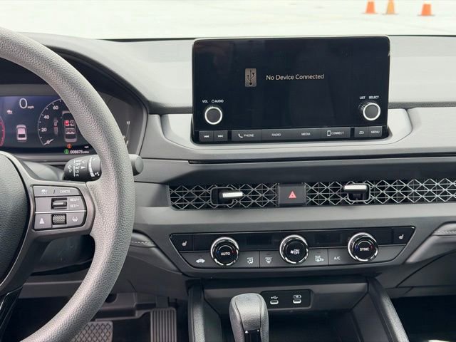 Certified 2023 Honda Accord EX image 19