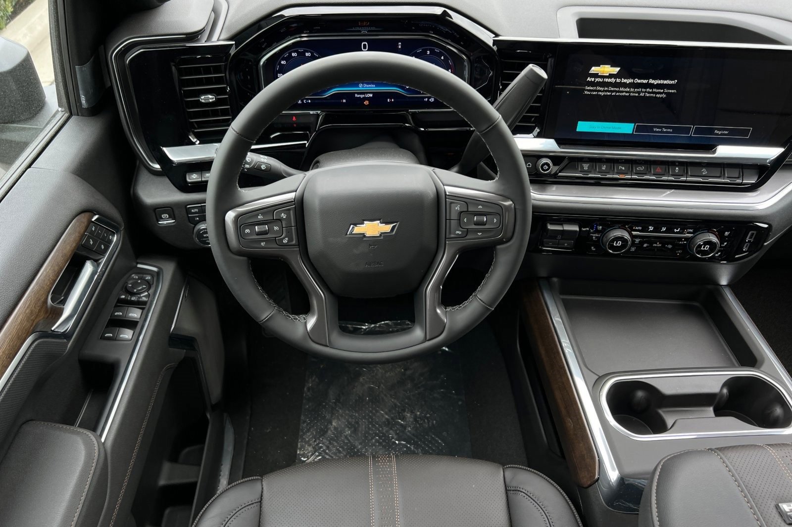 New 2025 Chevrolet Silverado 3500 High Country w/ Technology Package image 16