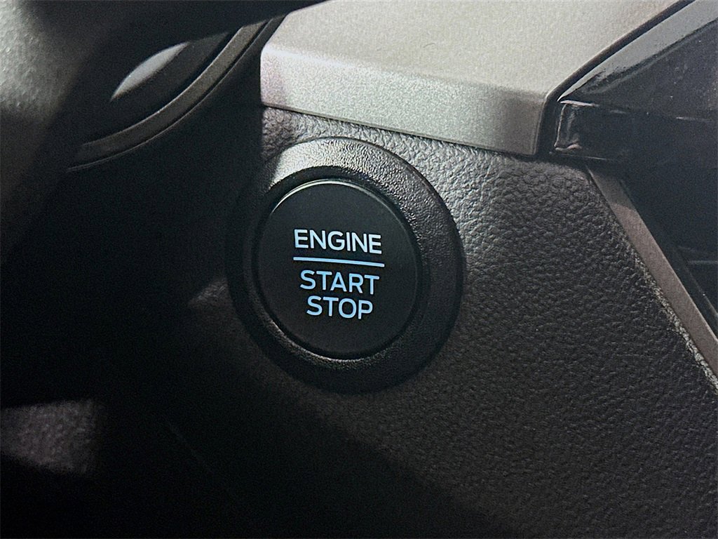 Used 2025 Ford Escape Active image 25