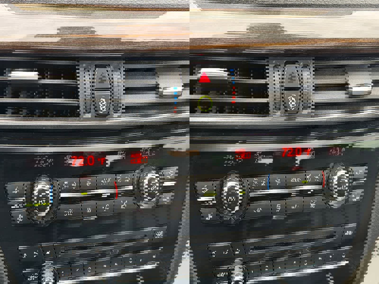 Used 2018 BMW X6 xDrive50i w/ M Sport Package image 22