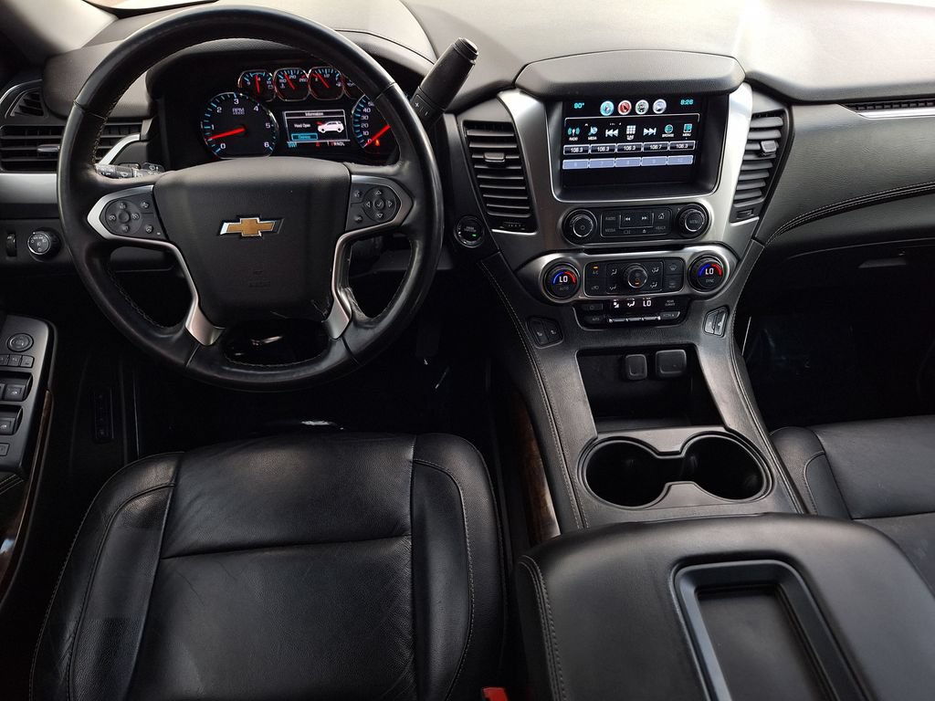 Used 2018 Chevrolet Tahoe LT w/ Luxury Package AWD/4WD image 16