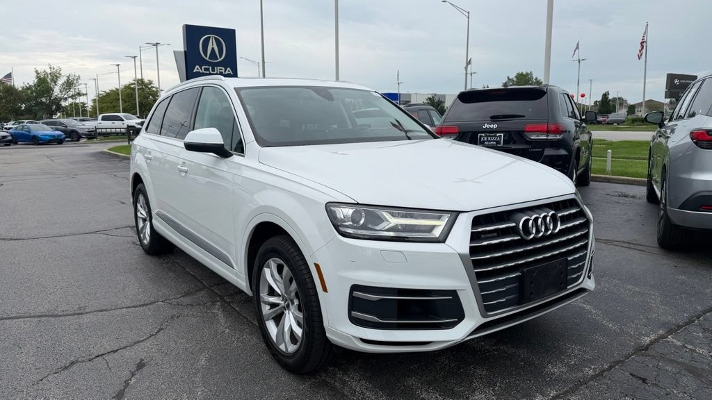 Used 2019 Audi Q7 3.0T Premium AWD/4WD image 3