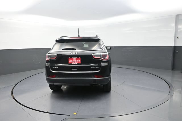 Used 2018 Jeep Compass Limited w/ Navigation Group AWD/4WD image 58