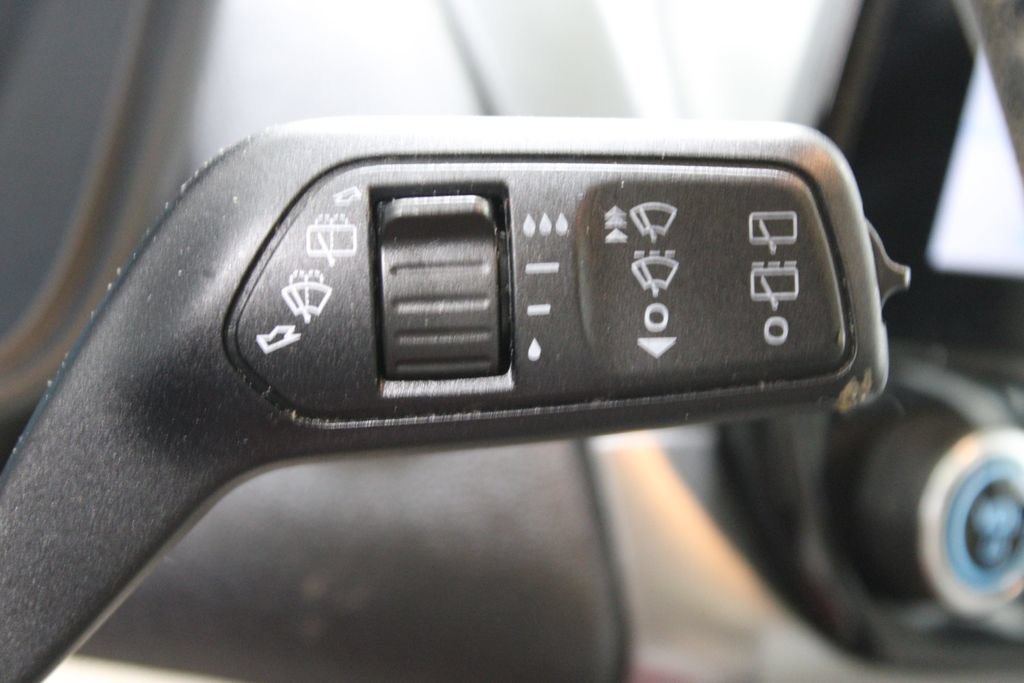 Used 2020 Ford EcoSport SE FWD image 38