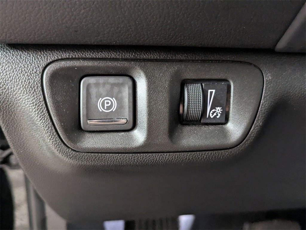 Used 2023 GMC Acadia AT4 w/ Trailering Package image 14