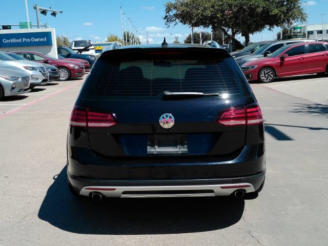 Used 2018 Volkswagen Golf Alltrack SE AWD/4WD image 9
