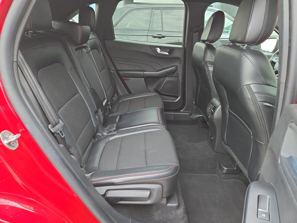 Used 2025 Ford Escape ST-Line Select image 16