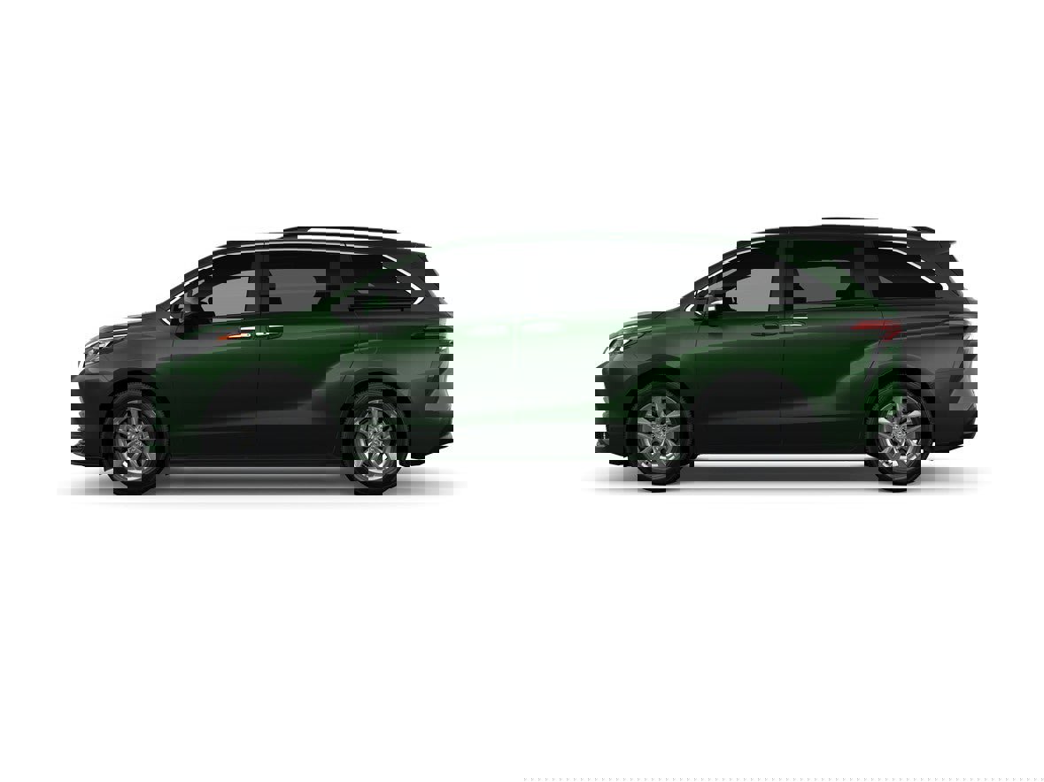 New 2026 Toyota Sienna XLE image 3