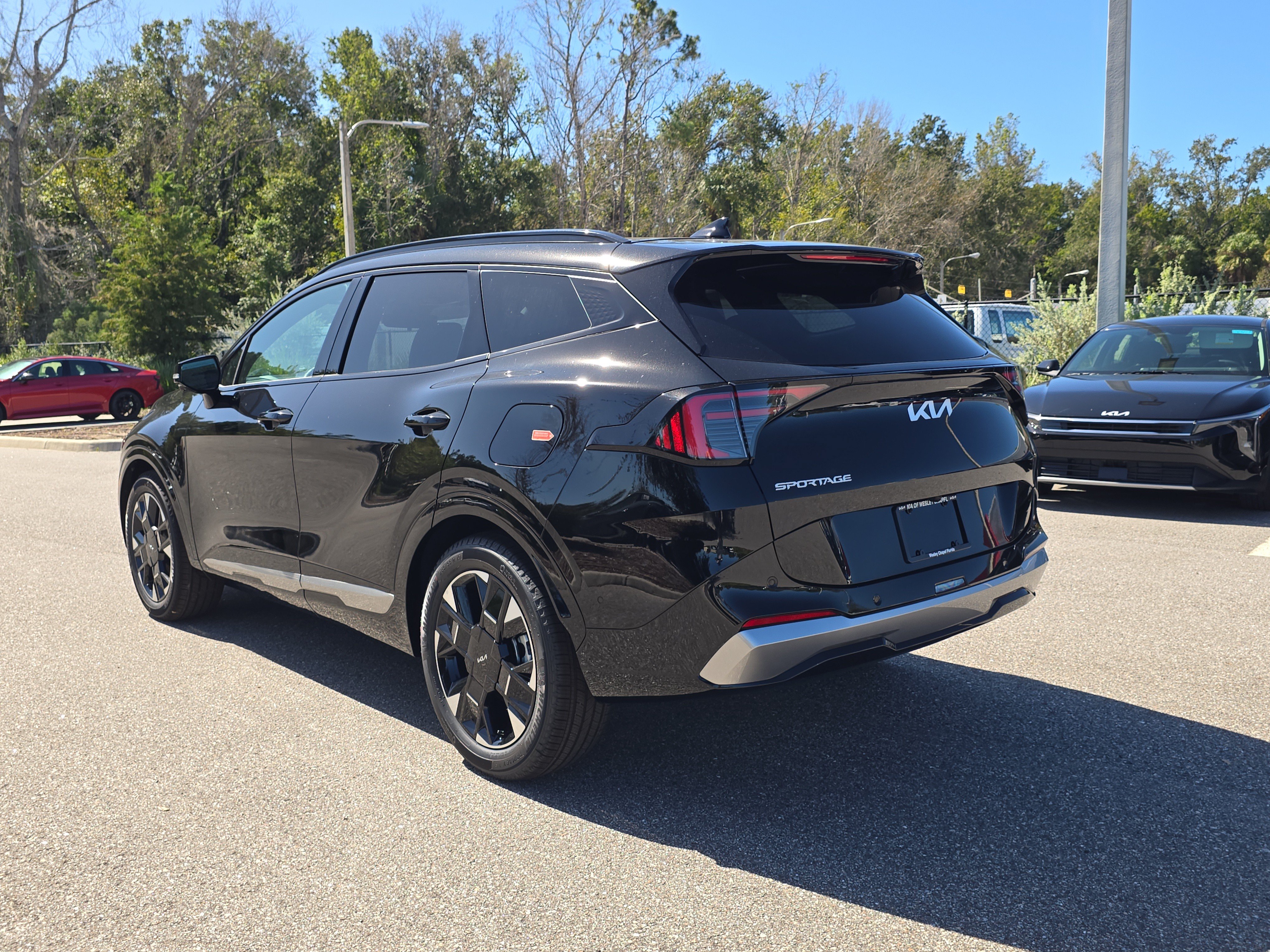 New 2027 Kia Sportage SX FWD image 6