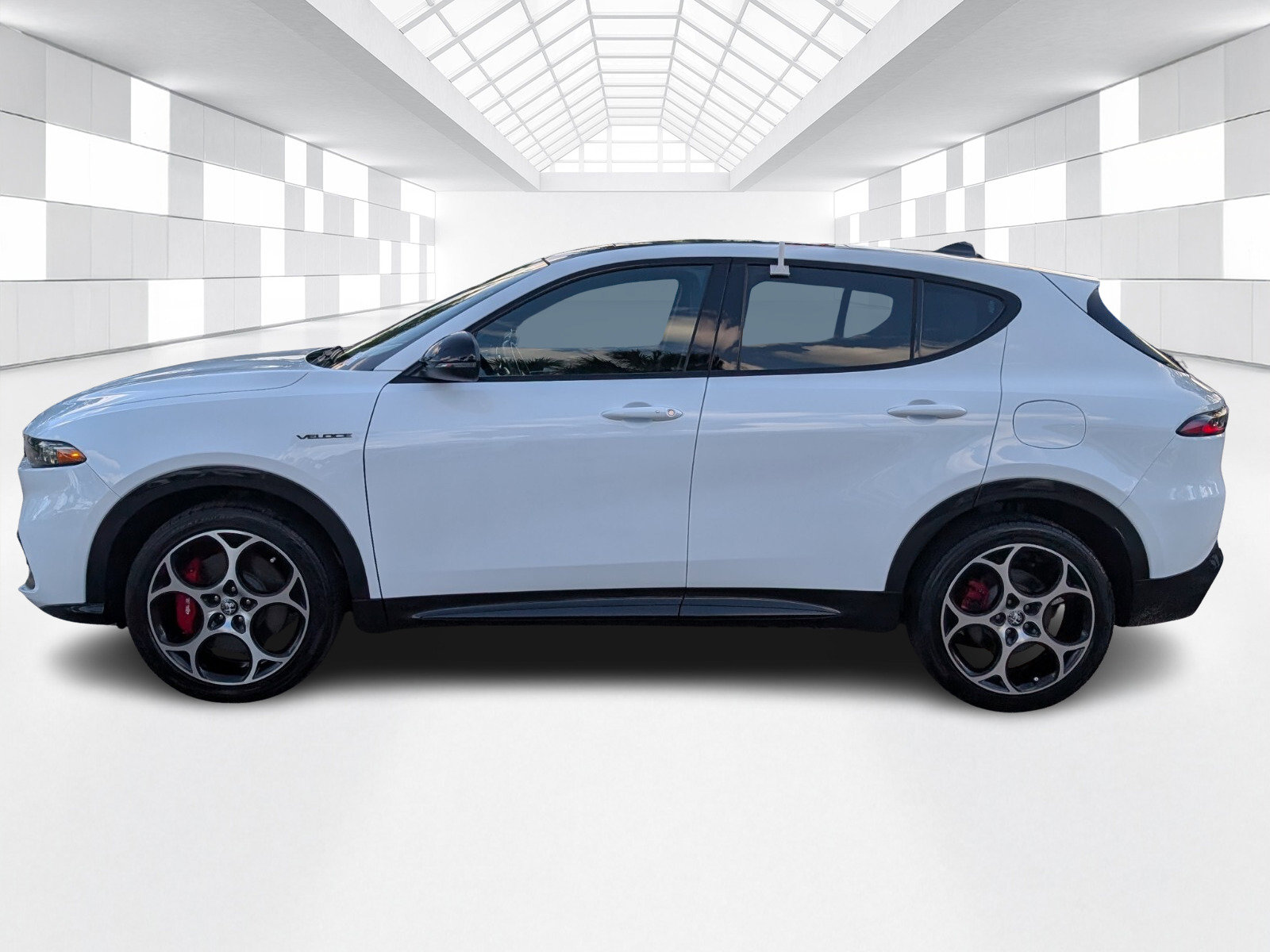 Used 2024 Alfa Romeo Tonale Veloce AWD/4WD image 4