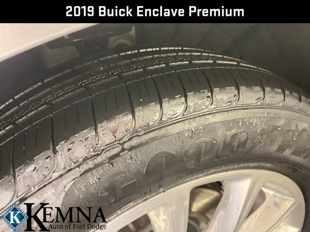 Used 2019 Buick Enclave Premium w/ Experience Buick Package image 30