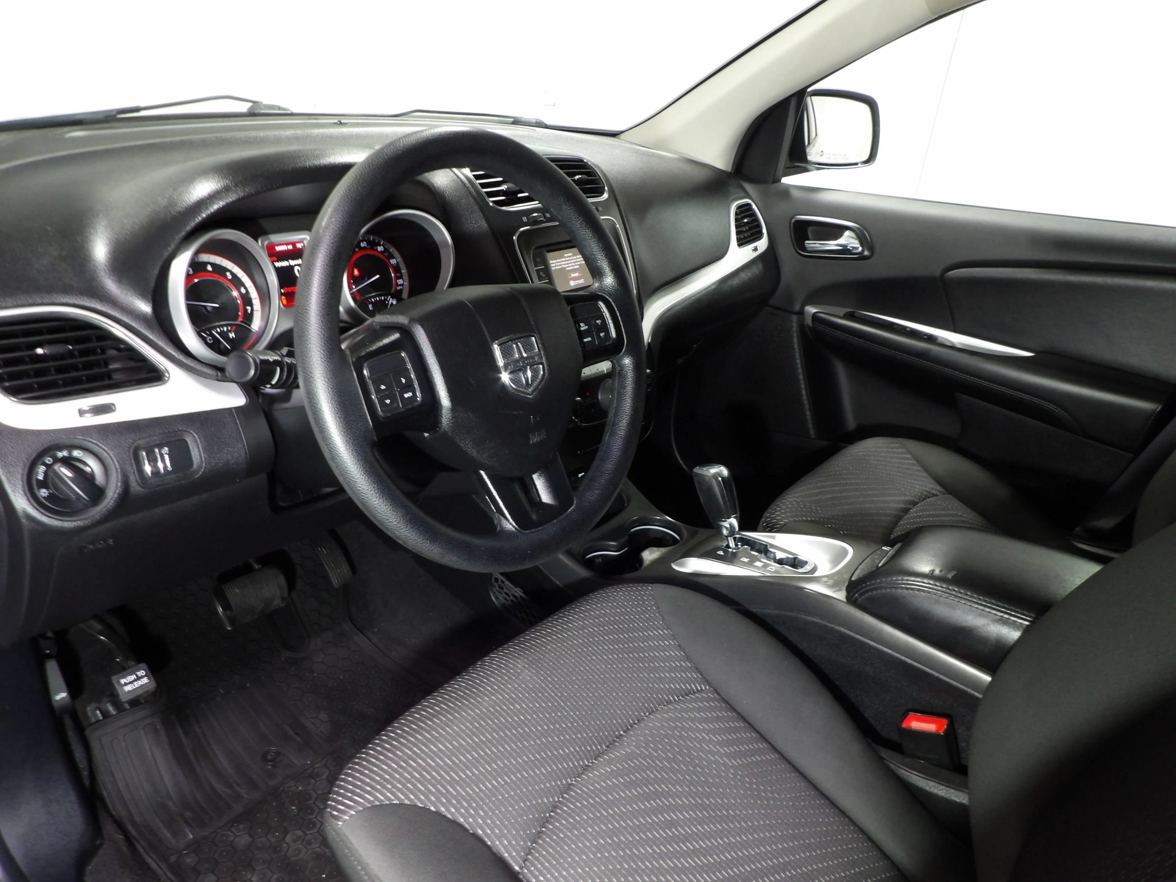 Used 2020 Dodge Journey SE FWD image 10
