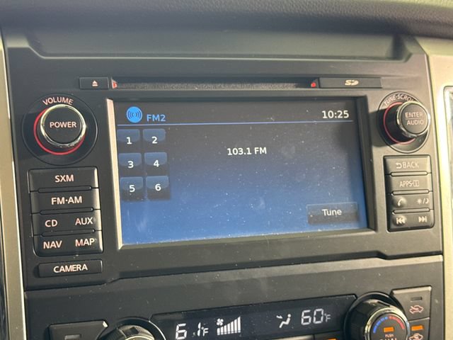 Used 2018 Nissan Titan SL AWD/4WD image 34