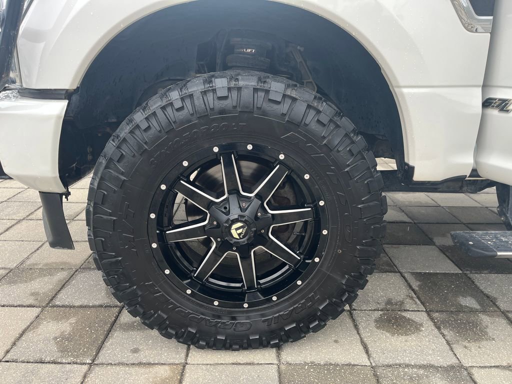 Used 2021 Ford F250 Platinum w/ FX4 Off-Road Package image 18