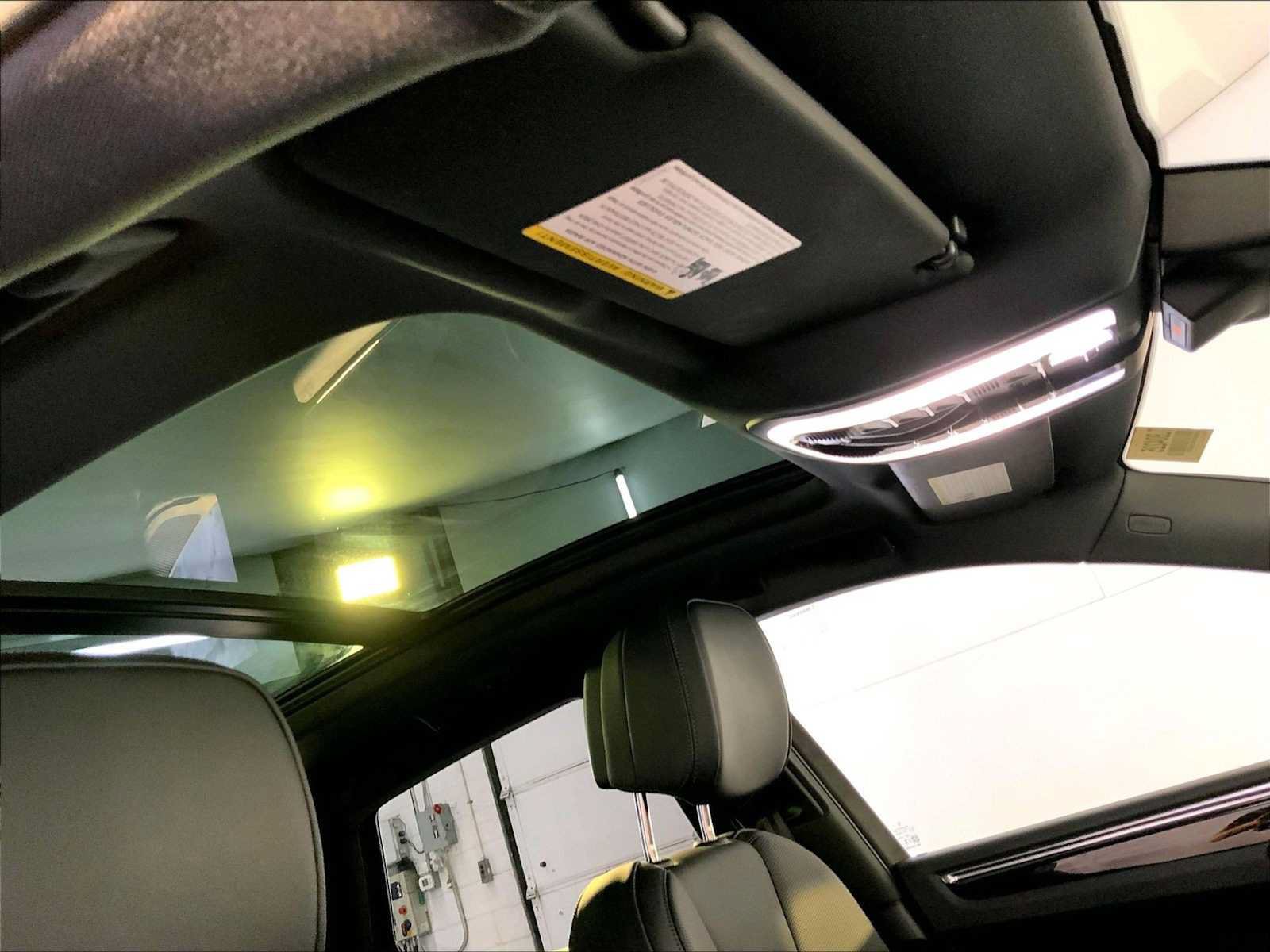 Certified 2026 Porsche Macan AWD/4WD image 20